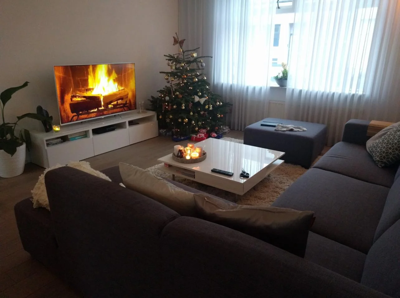 geblurde versie van de foto als achtergrond