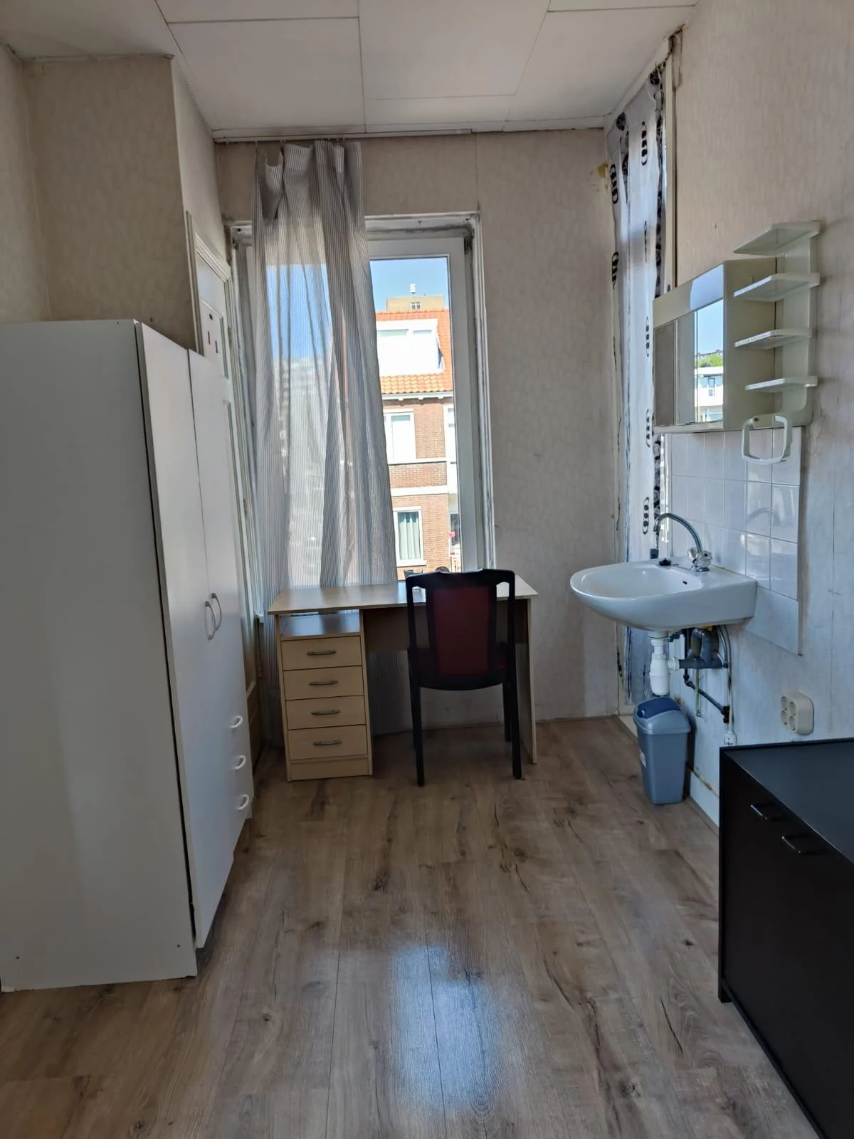 geblurde versie van de foto als achtergrond