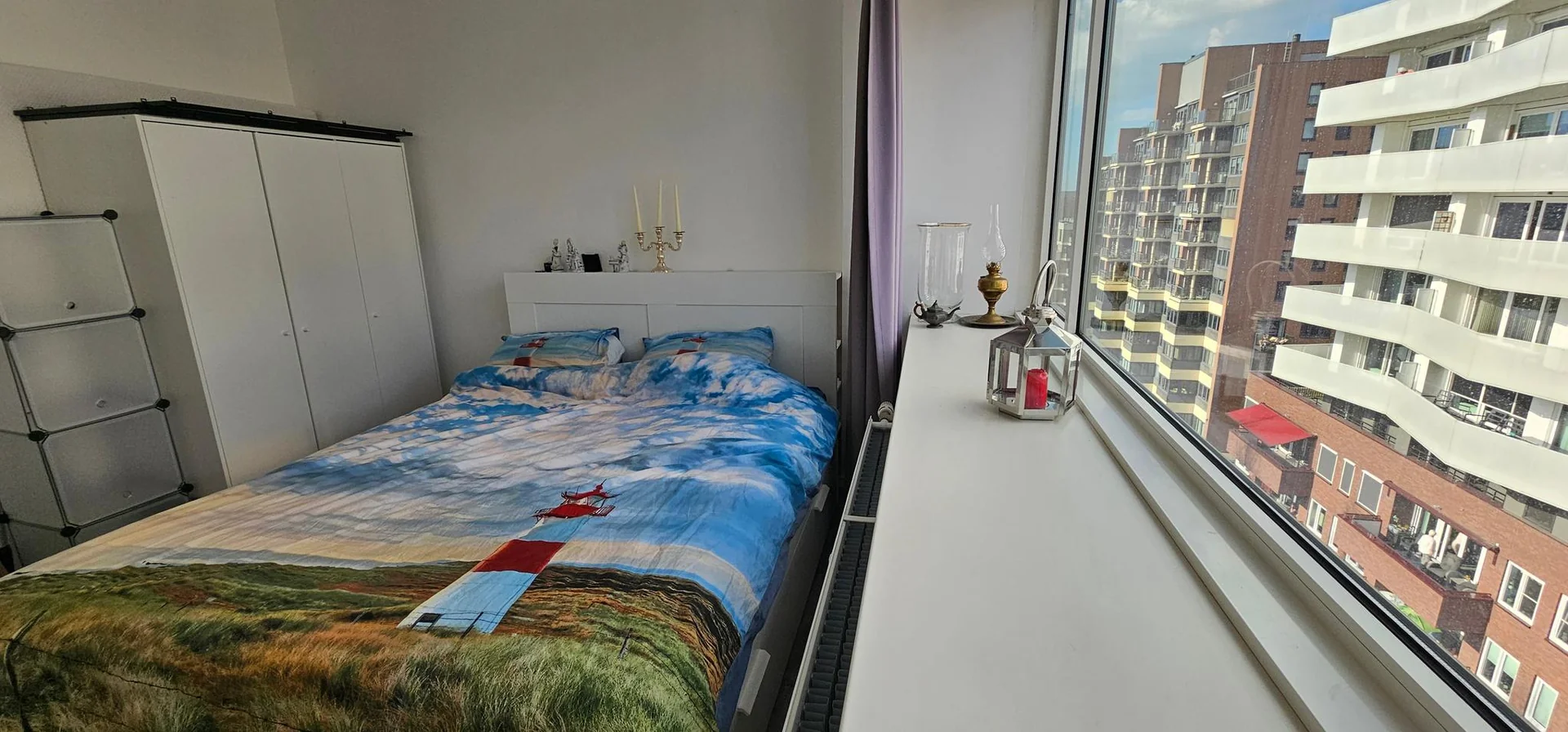 geblurde versie van de foto als achtergrond