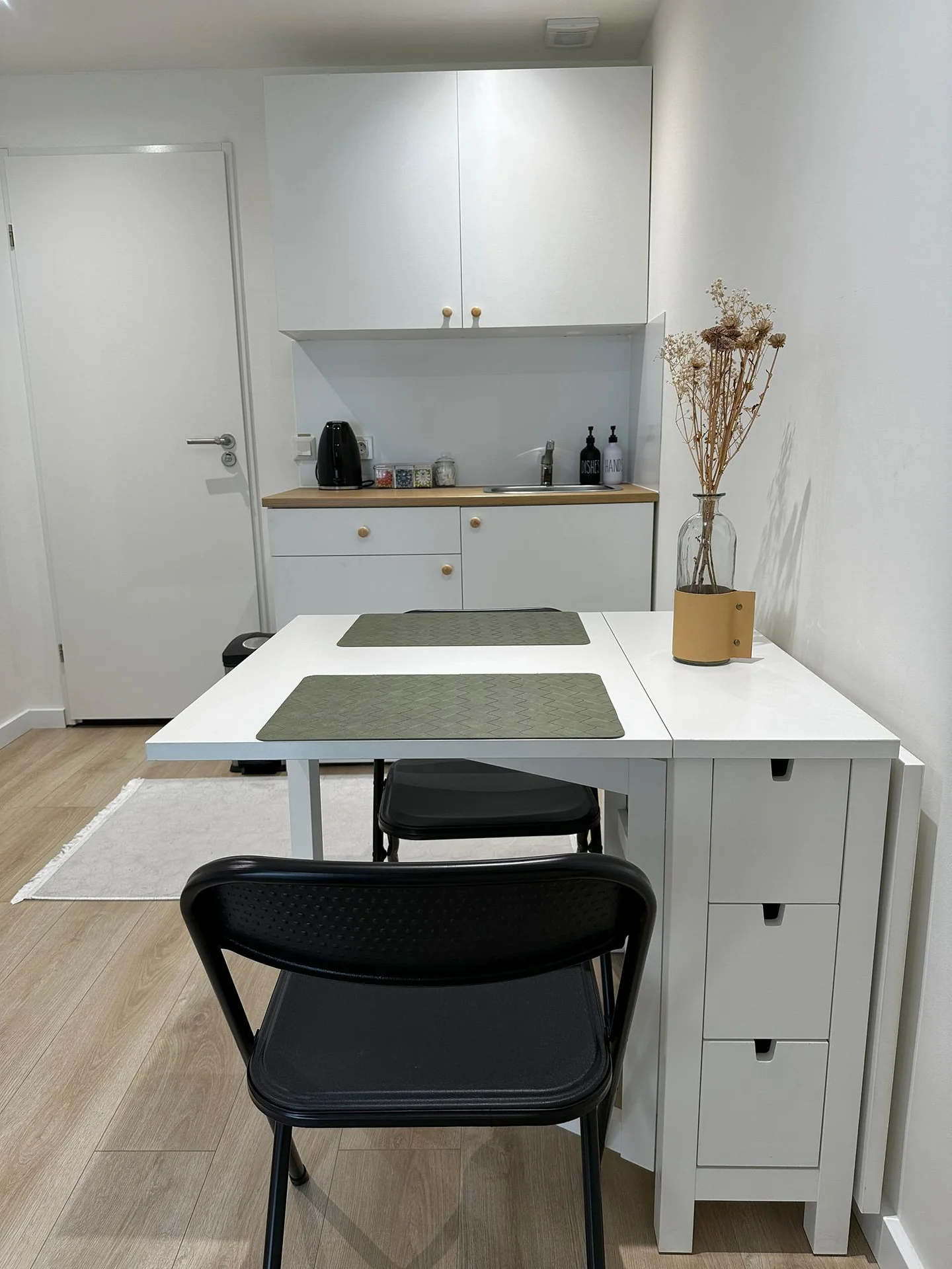 geblurde versie van de foto als achtergrond