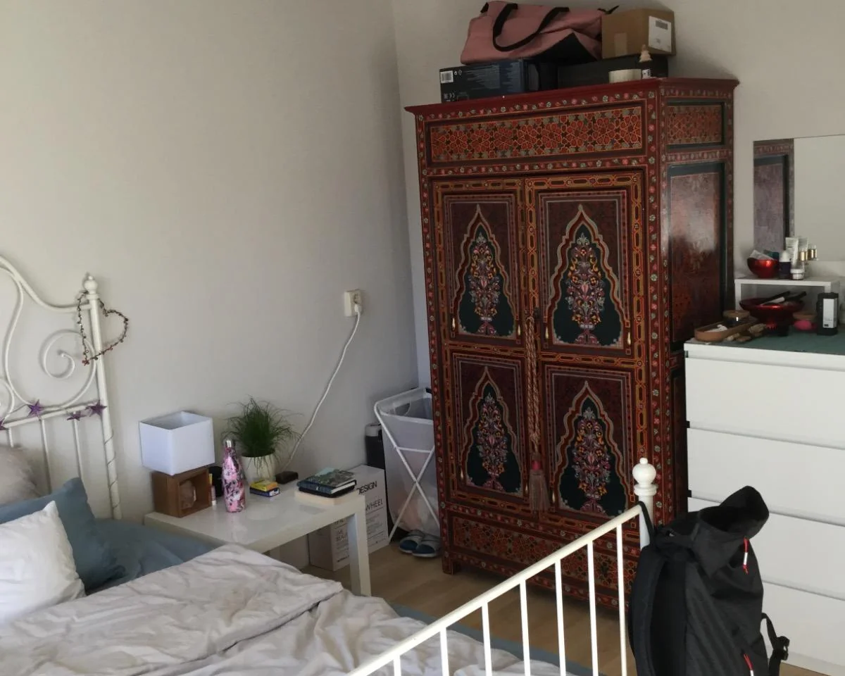 geblurde versie van de foto als achtergrond