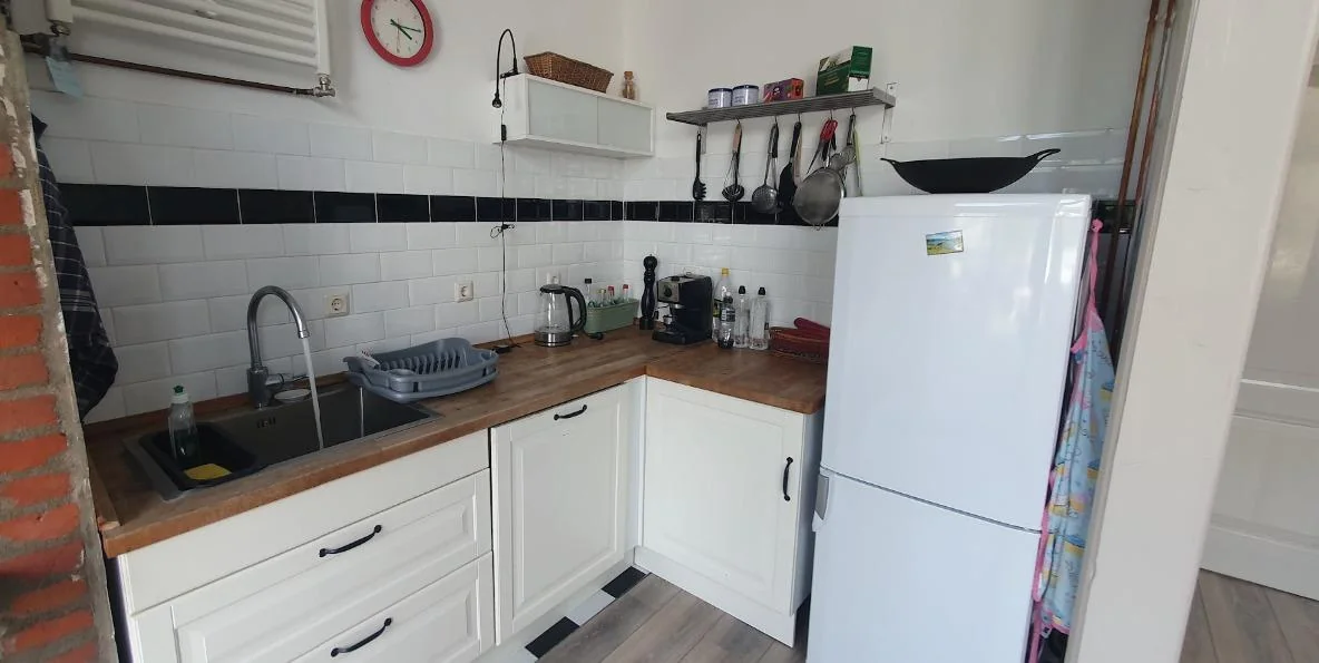 geblurde versie van de foto als achtergrond