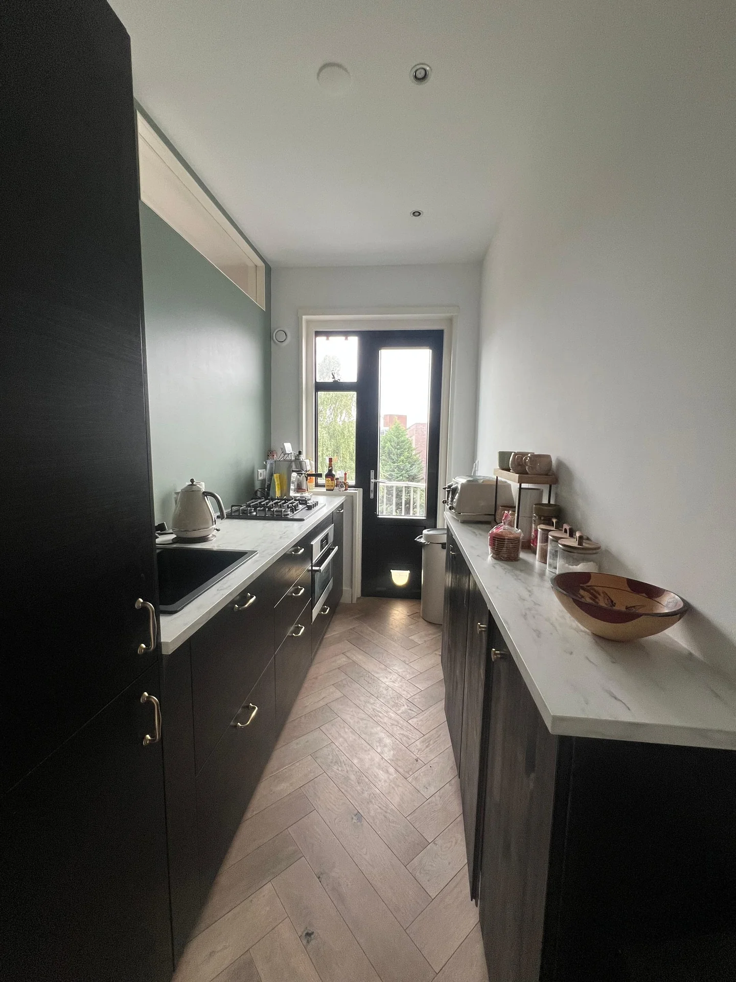 geblurde versie van de foto als achtergrond