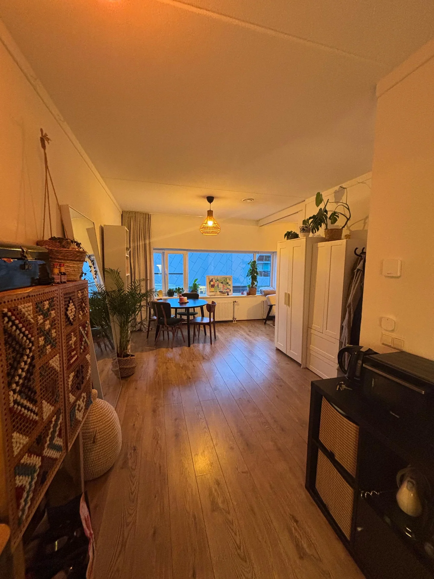 geblurde versie van de foto als achtergrond