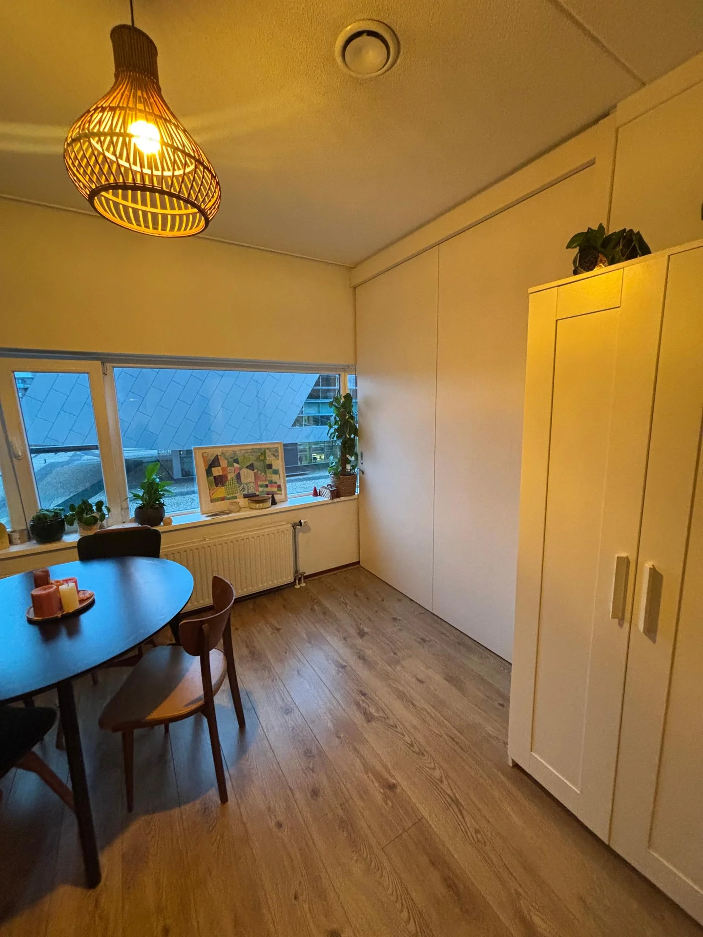 geblurde versie van de foto als achtergrond