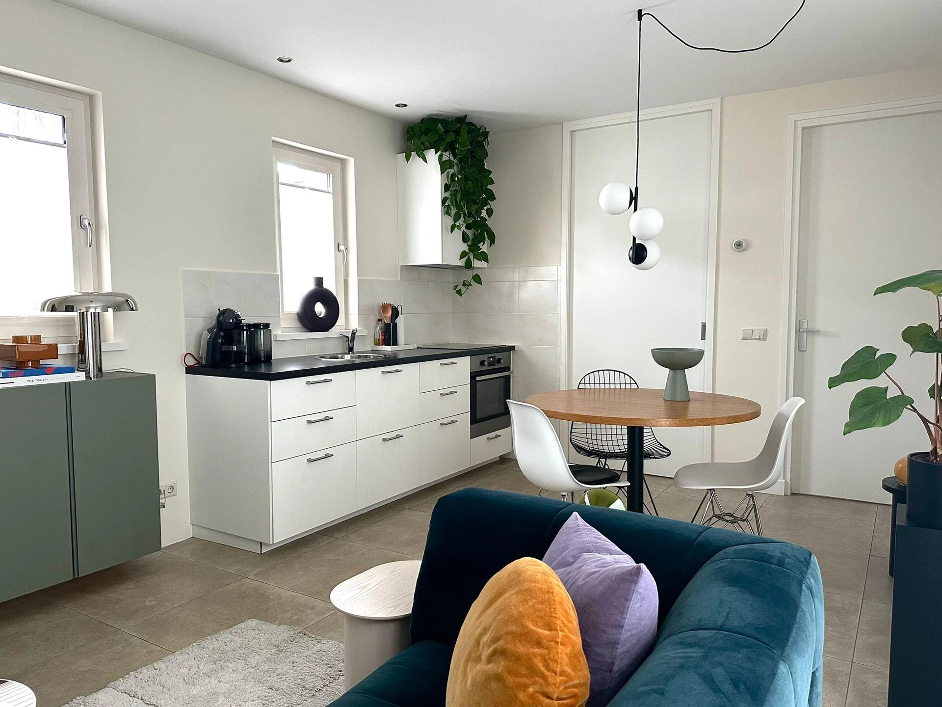 geblurde versie van de foto als achtergrond