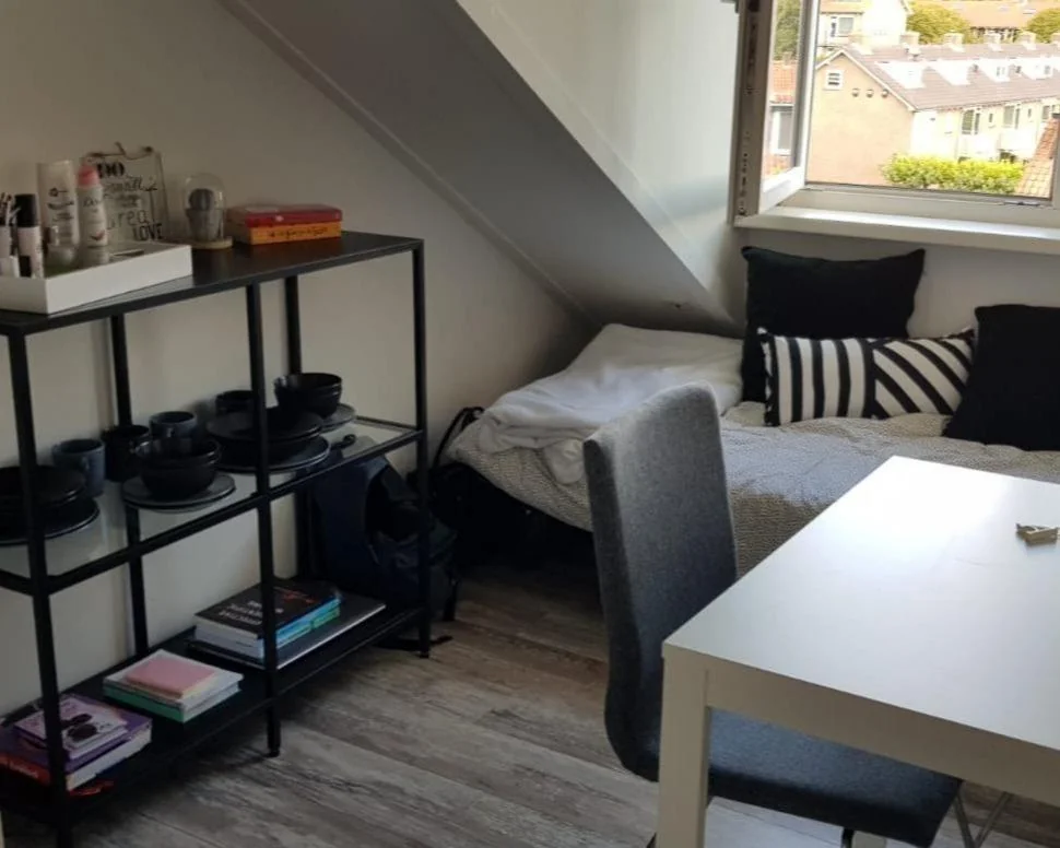 geblurde versie van de foto als achtergrond