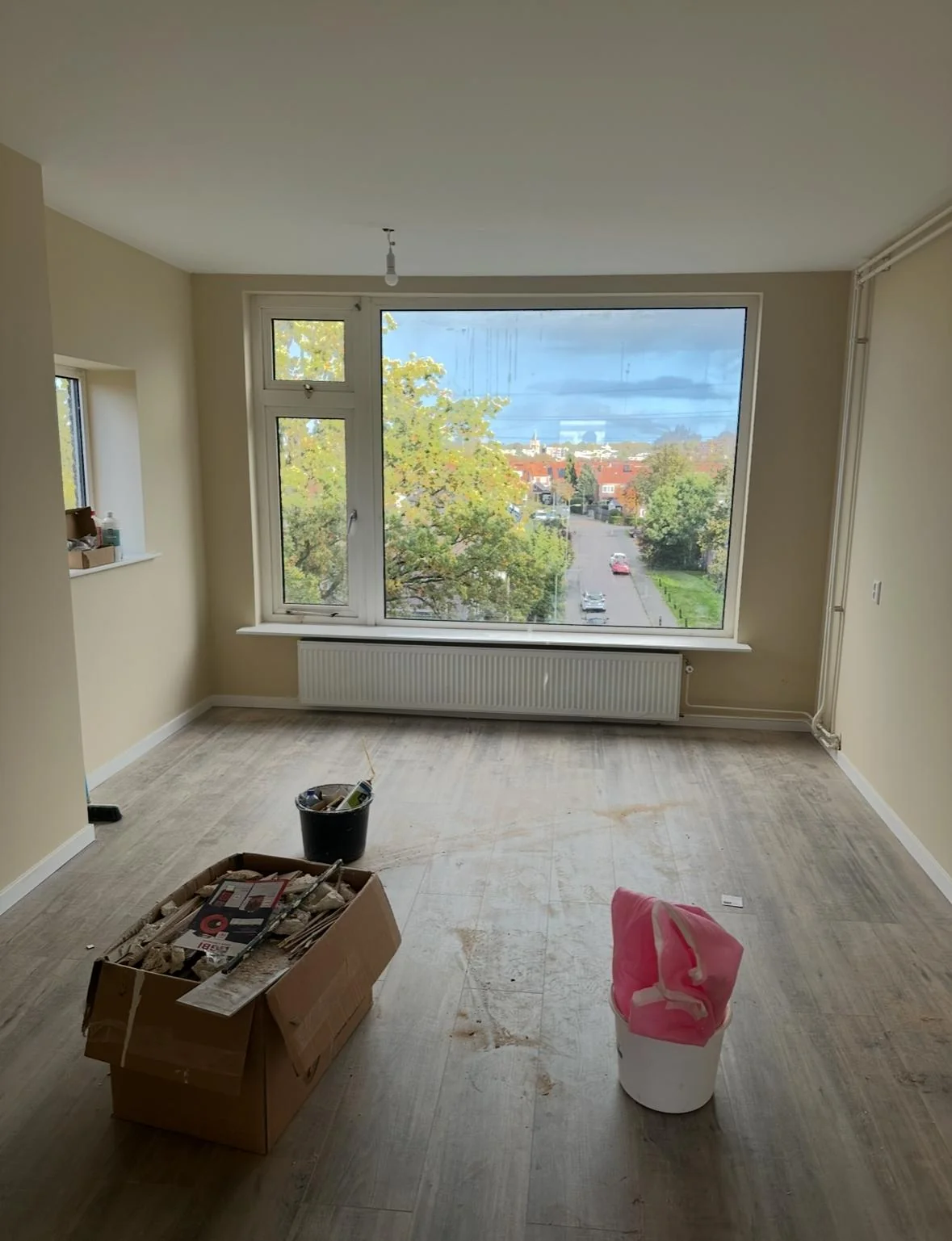 geblurde versie van de foto als achtergrond