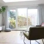 geblurde versie van de foto als achtergrond