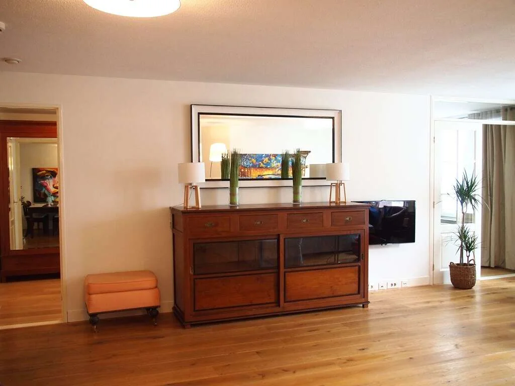 geblurde versie van de foto als achtergrond