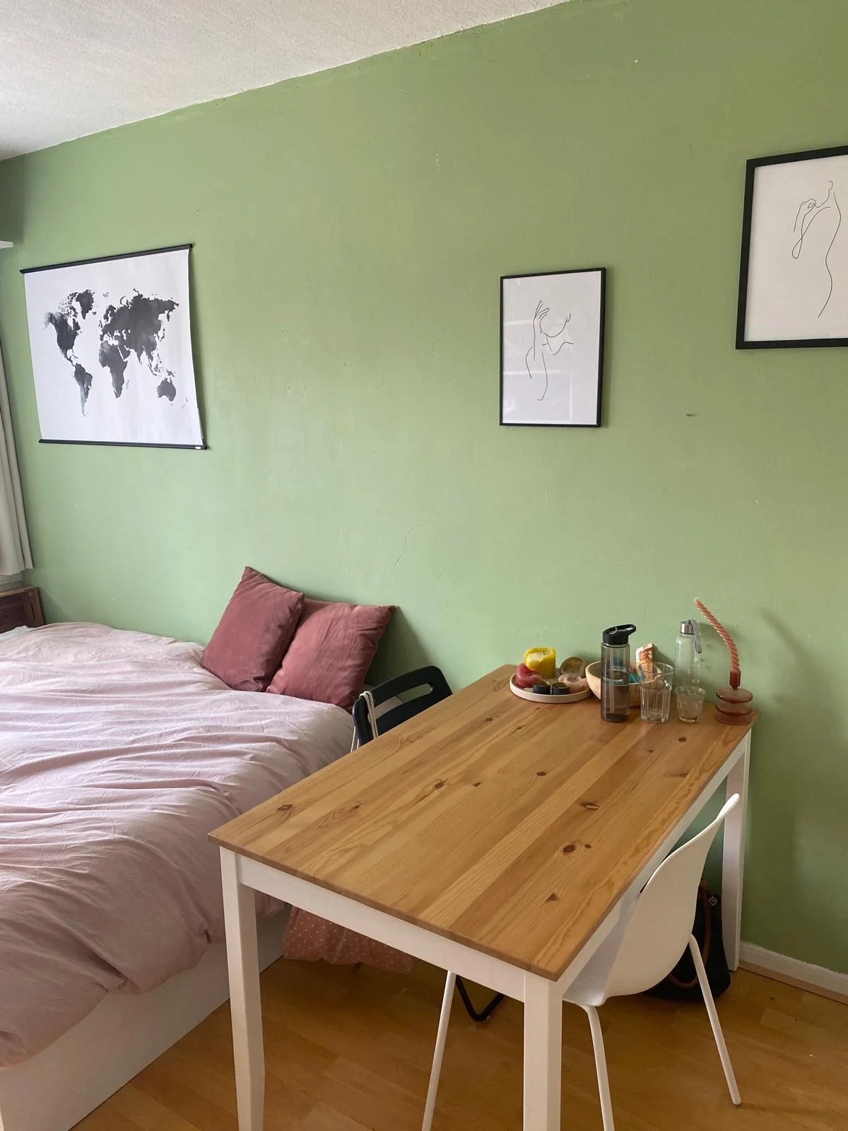 geblurde versie van de foto als achtergrond