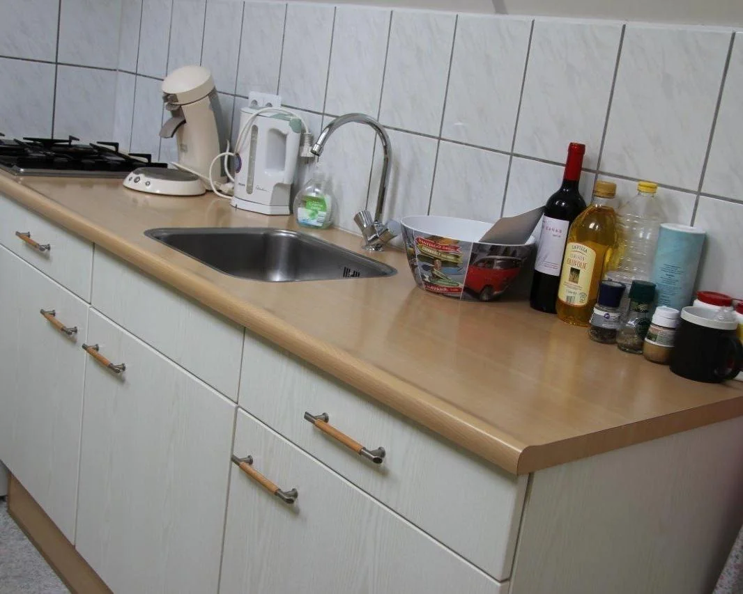 geblurde versie van de foto als achtergrond