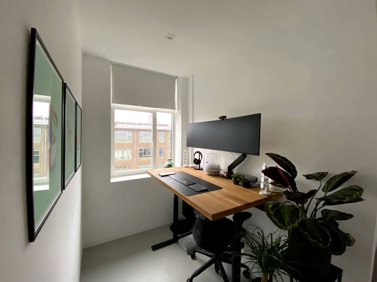 geblurde versie van de foto als achtergrond