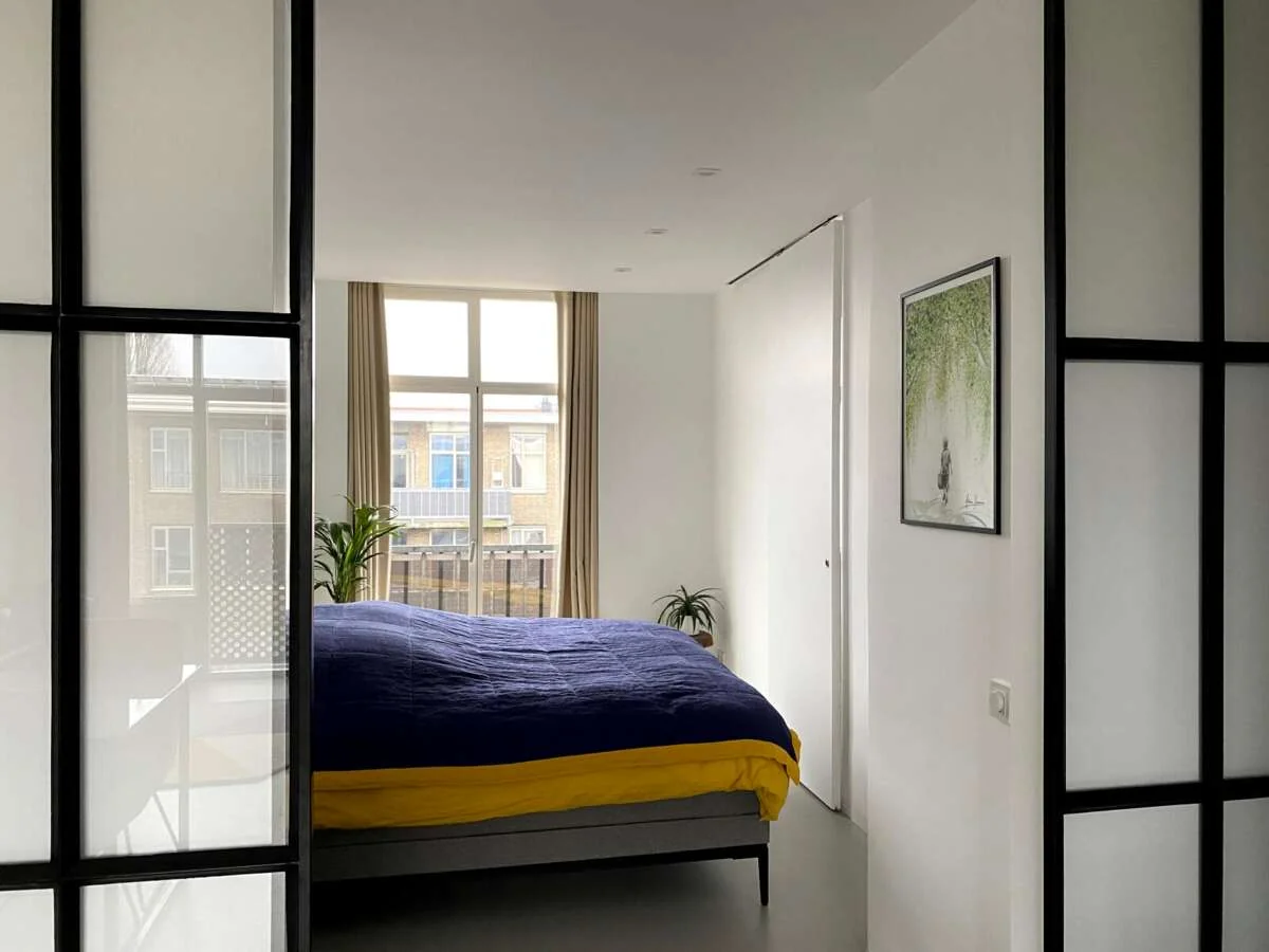 geblurde versie van de foto als achtergrond