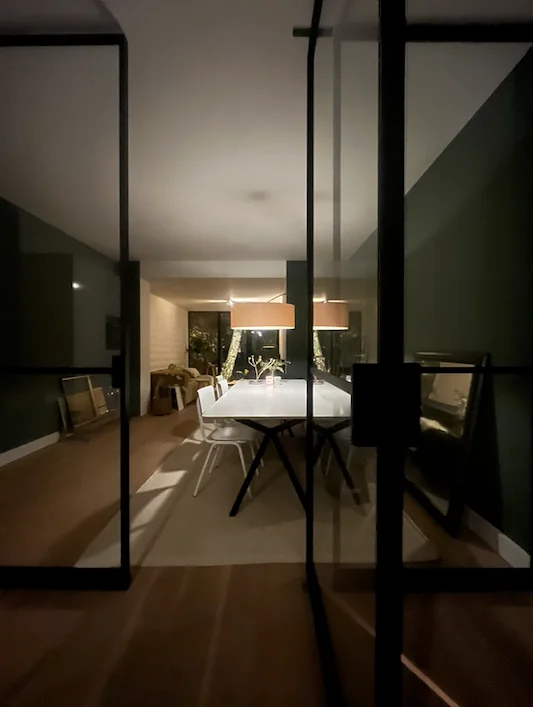 geblurde versie van de foto als achtergrond