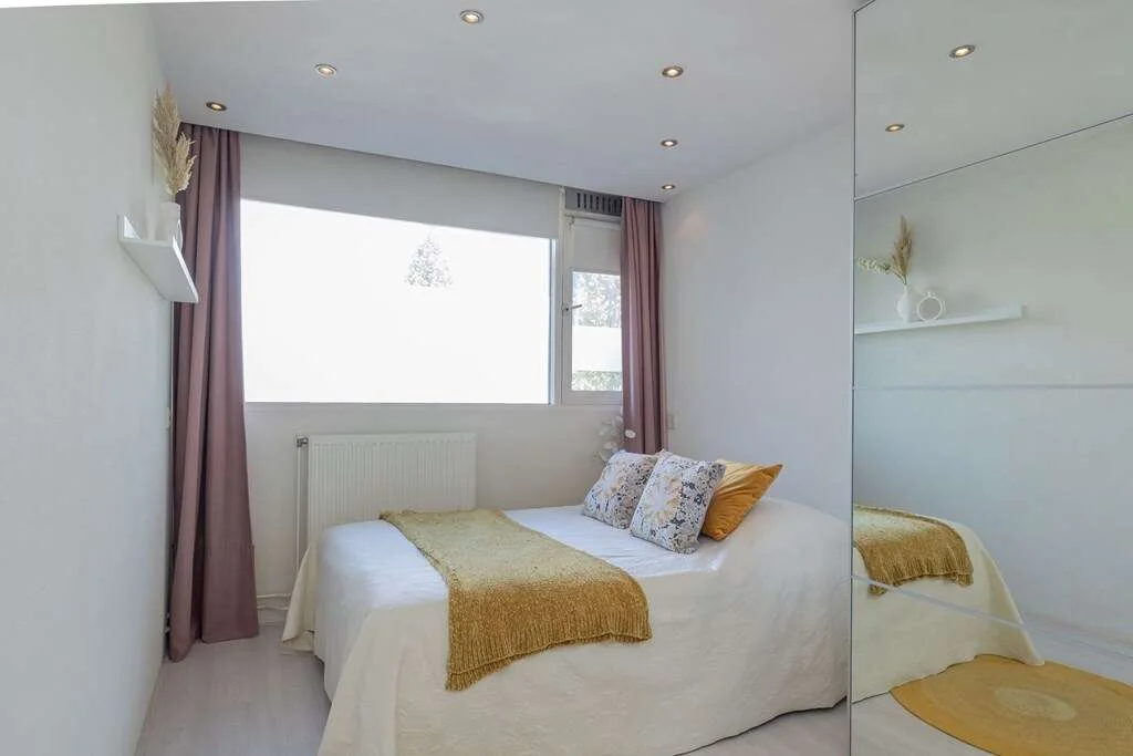 geblurde versie van de foto als achtergrond