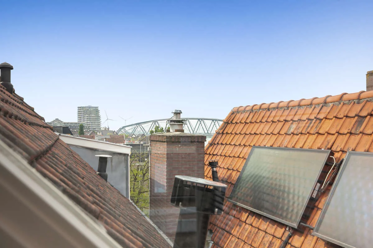 geblurde versie van de foto als achtergrond