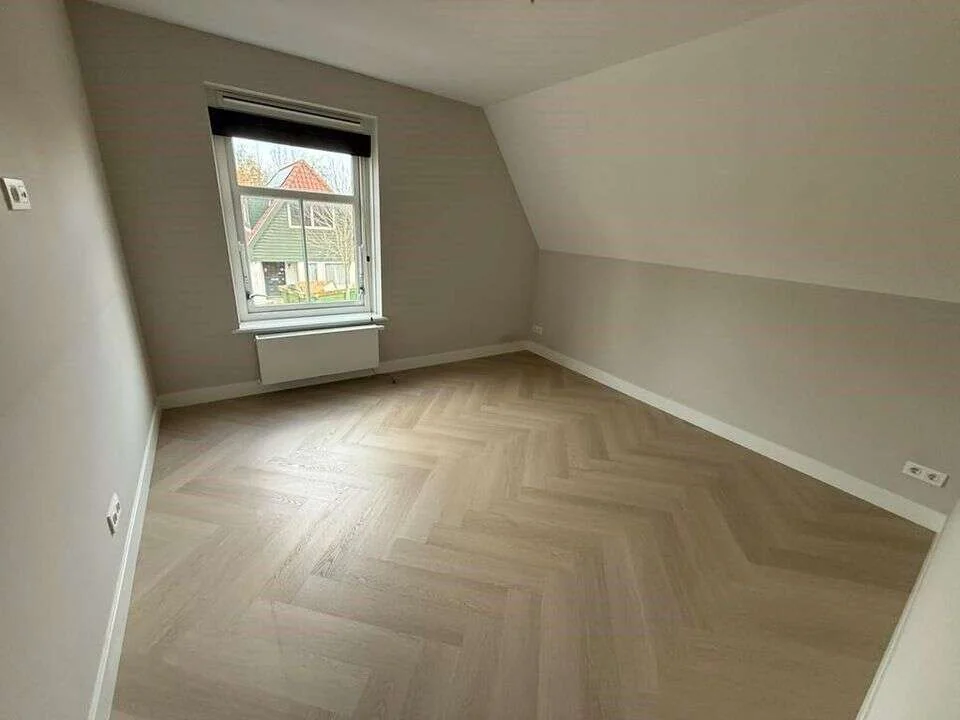 Foto van de Appartement gelegen aan de Raadhuisstraat in Landsmeer