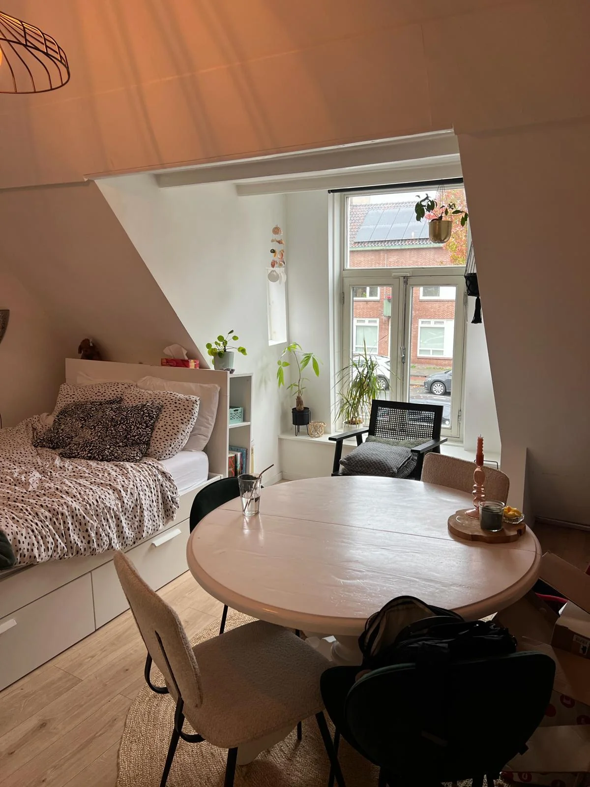 geblurde versie van de foto als achtergrond