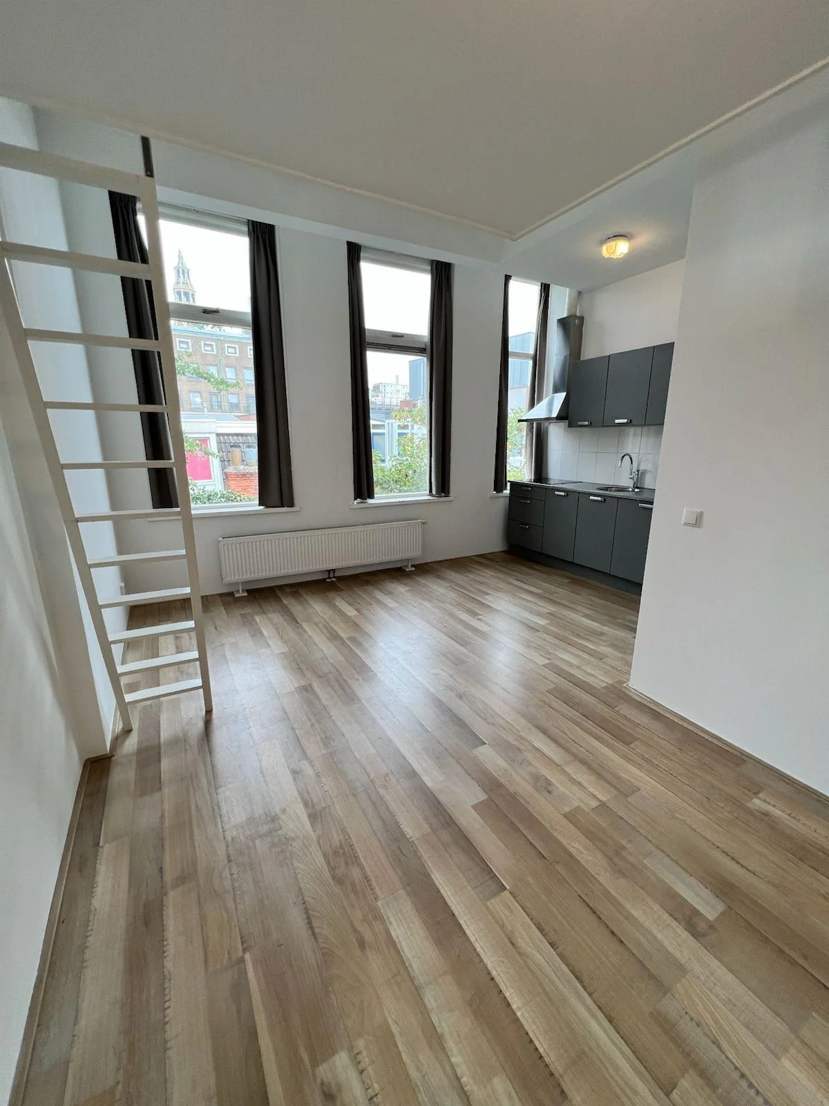 Foto van de Studio gelegen aan de Ganzevoortsingel in Groningen