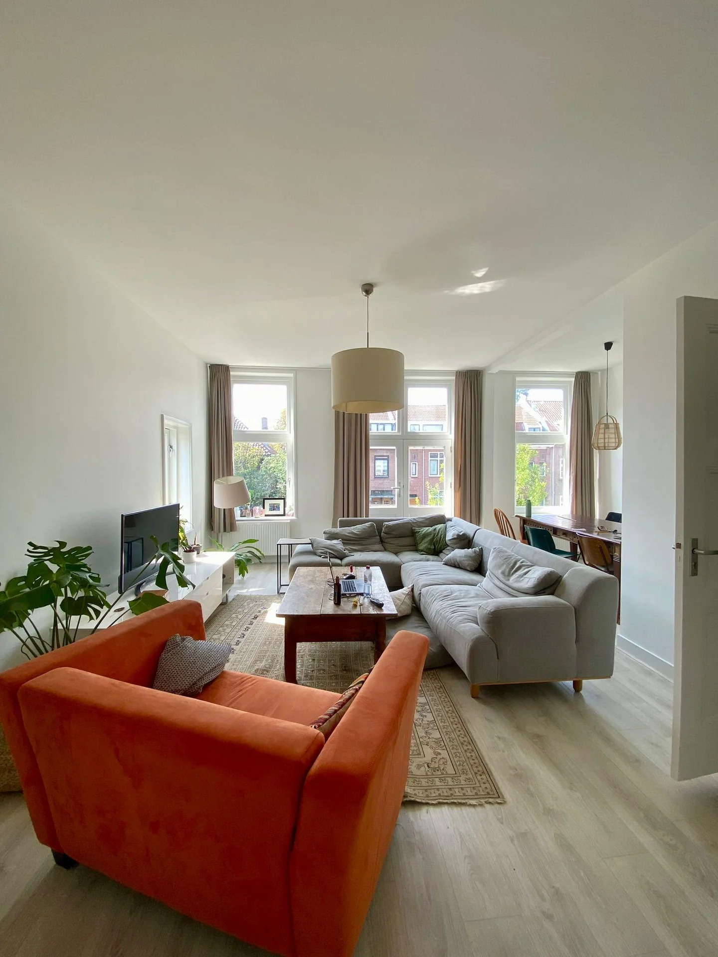 Foto van de Kamer gelegen aan de Juliana van Stolberglaan in Rotterdam