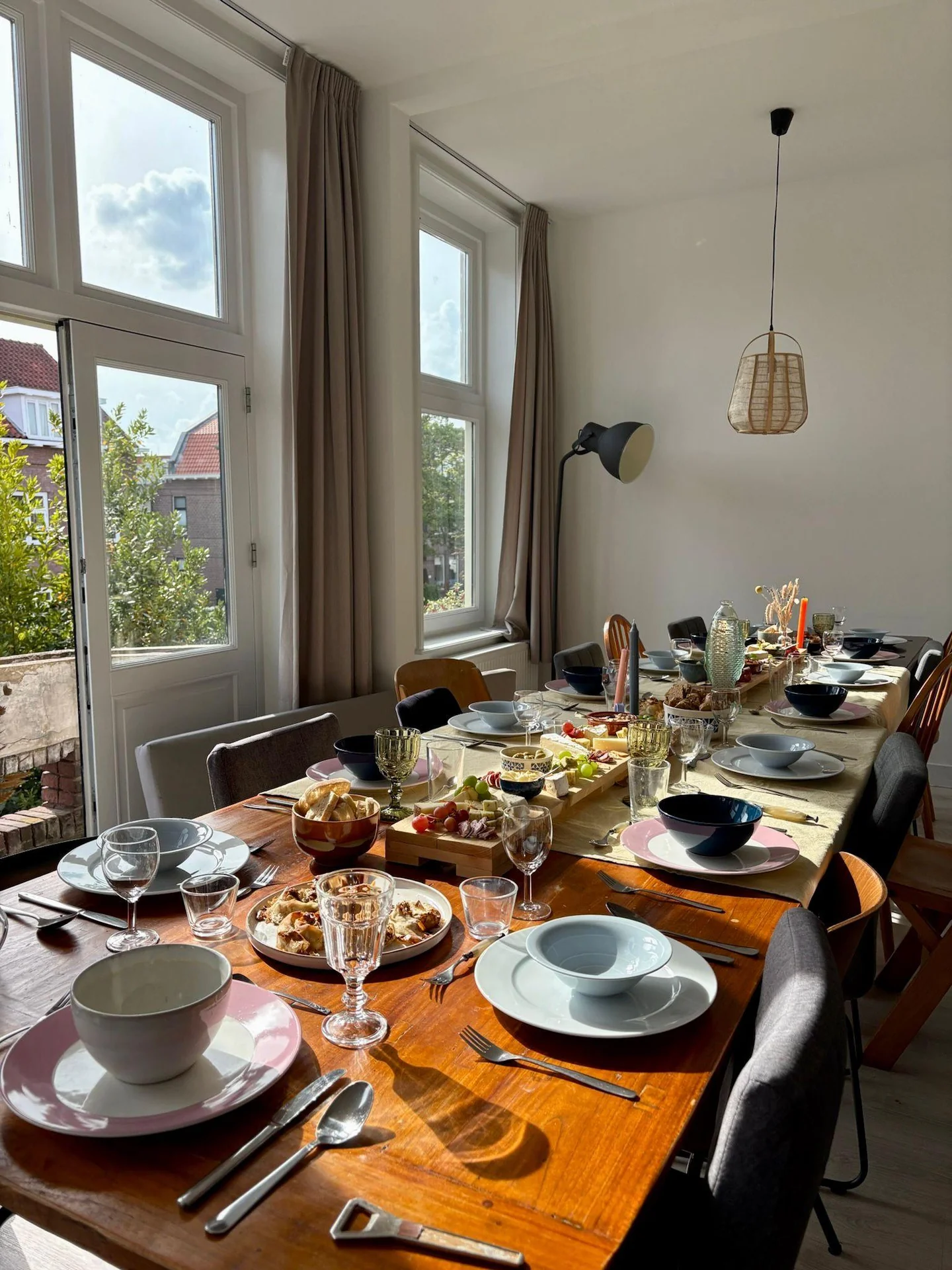 Foto van de Kamer gelegen aan de Juliana van Stolberglaan in Rotterdam