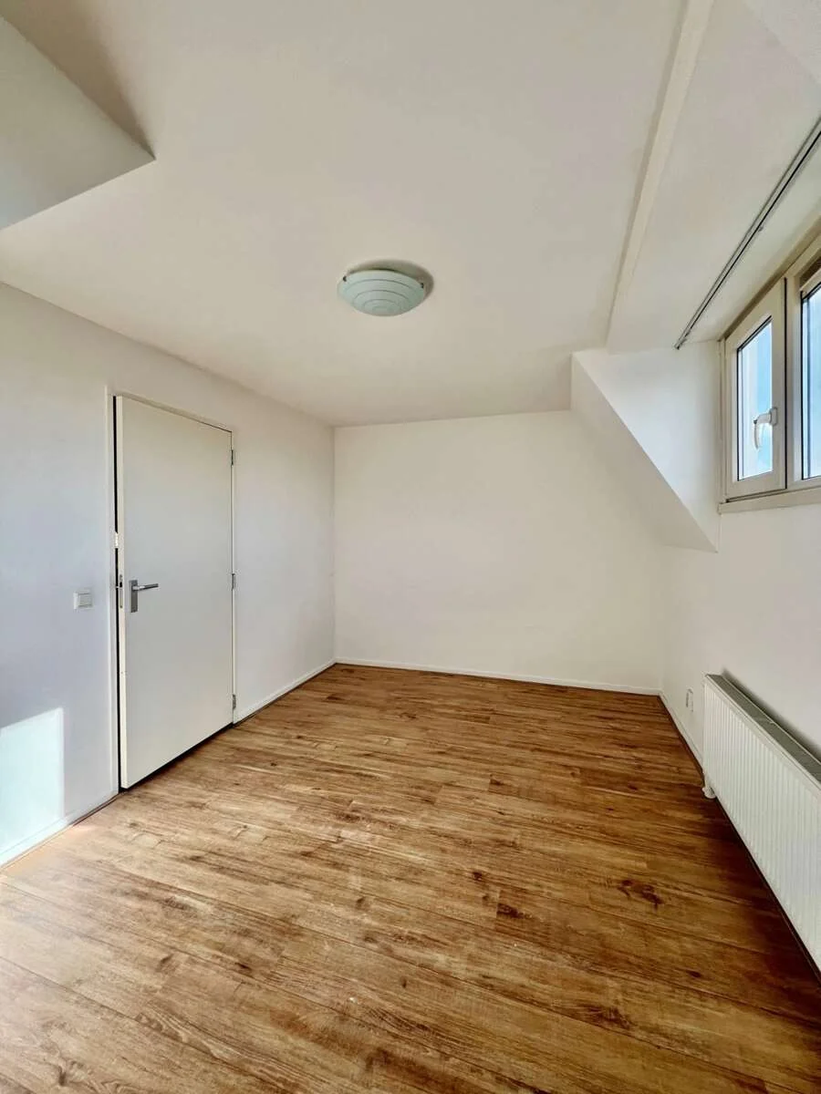 Foto van de Appartement gelegen aan de Strevelsweg in Rotterdam