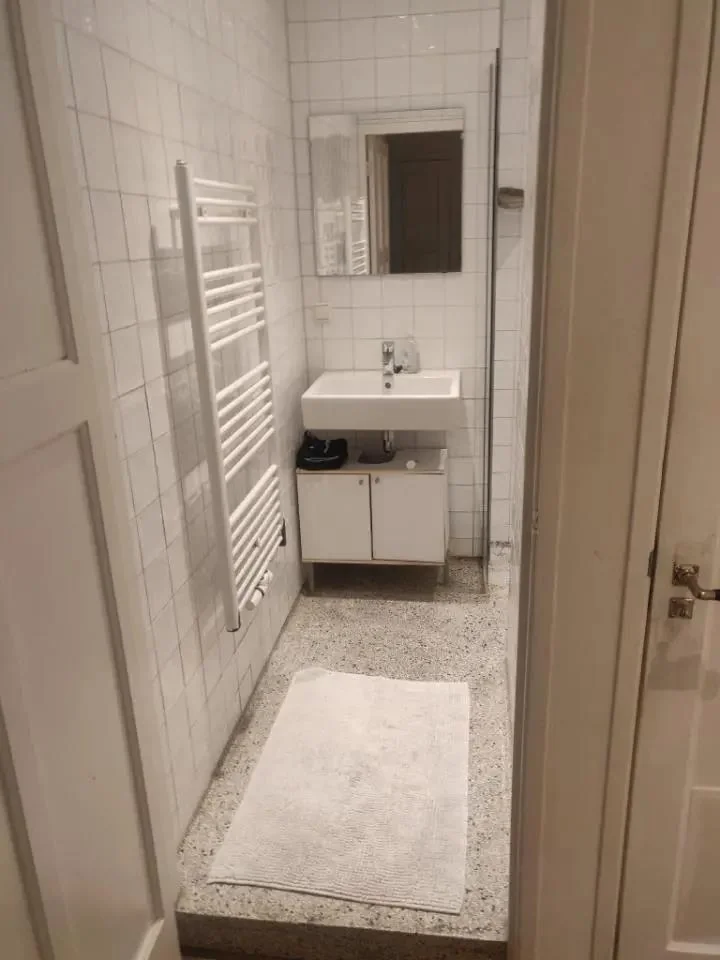 Foto van de Kamer gelegen aan de John Franklinstraat in Amsterdam