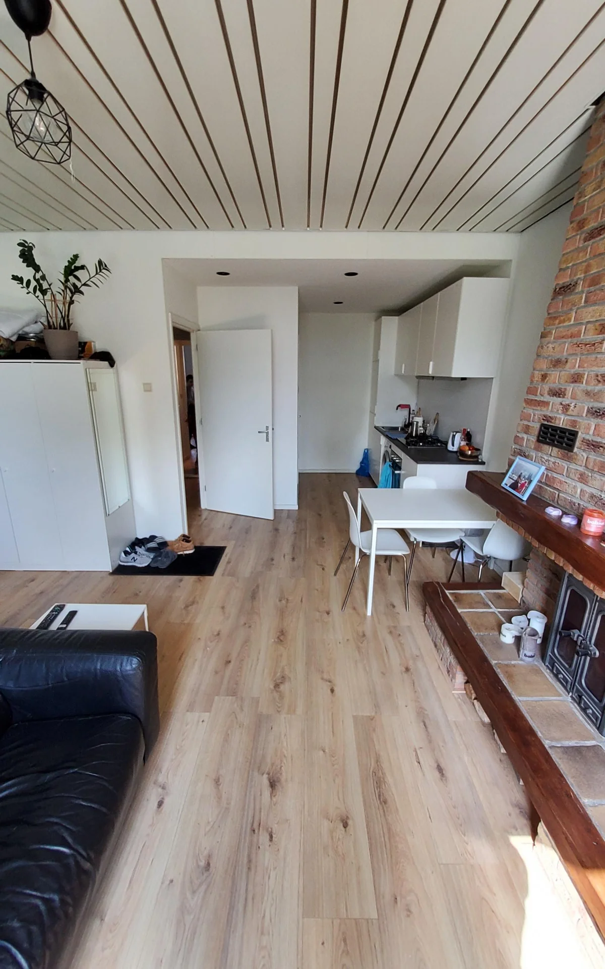 Foto van de Kamer gelegen aan de Boergoensevliet in Rotterdam