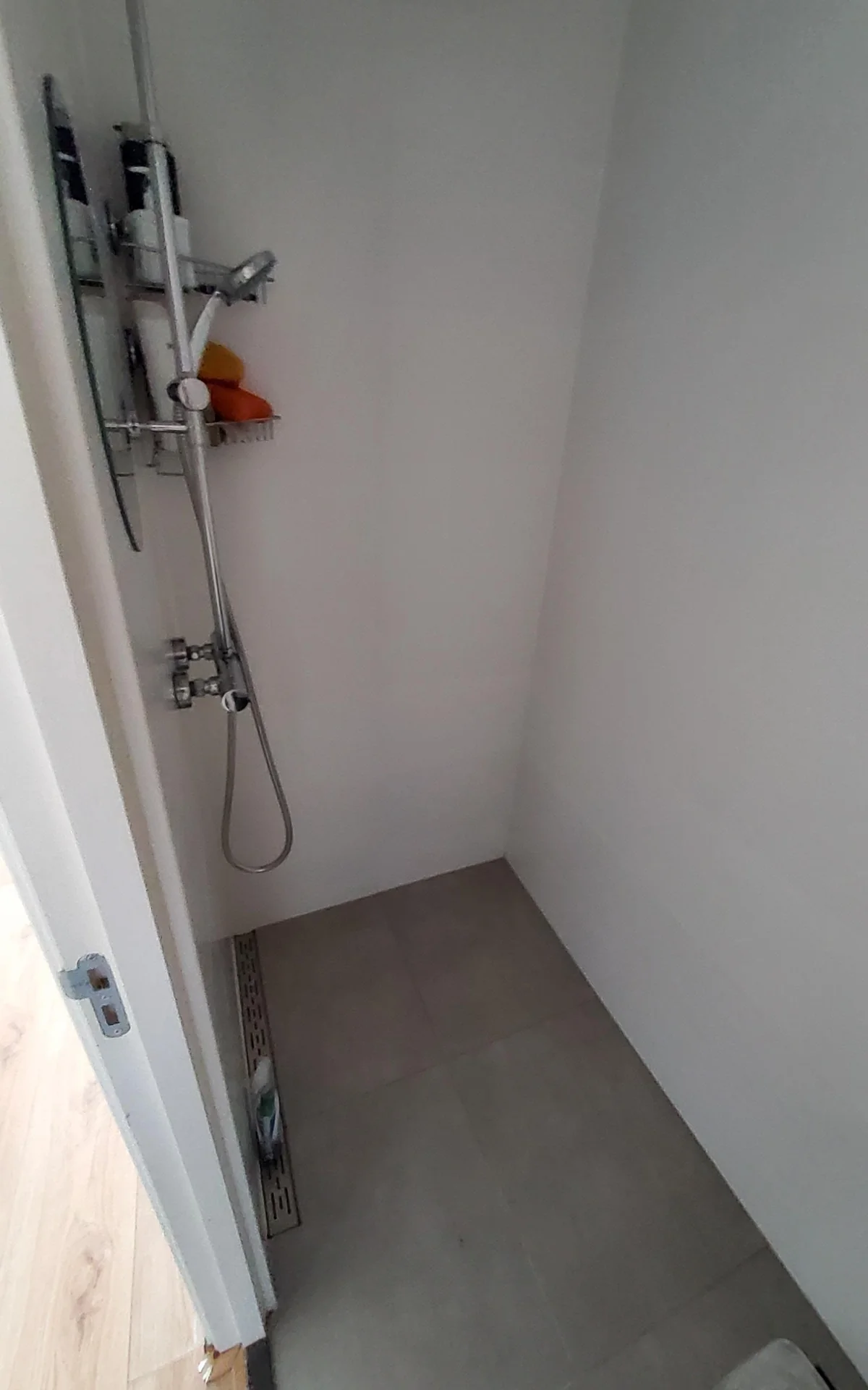 Foto van de Kamer gelegen aan de Boergoensevliet in Rotterdam