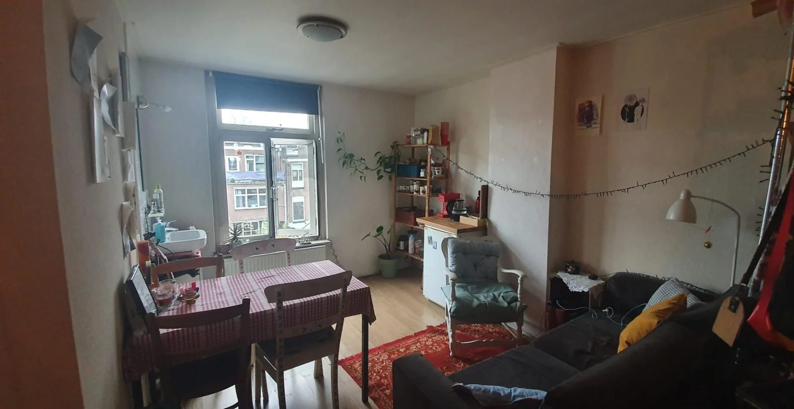 geblurde versie van de foto als achtergrond