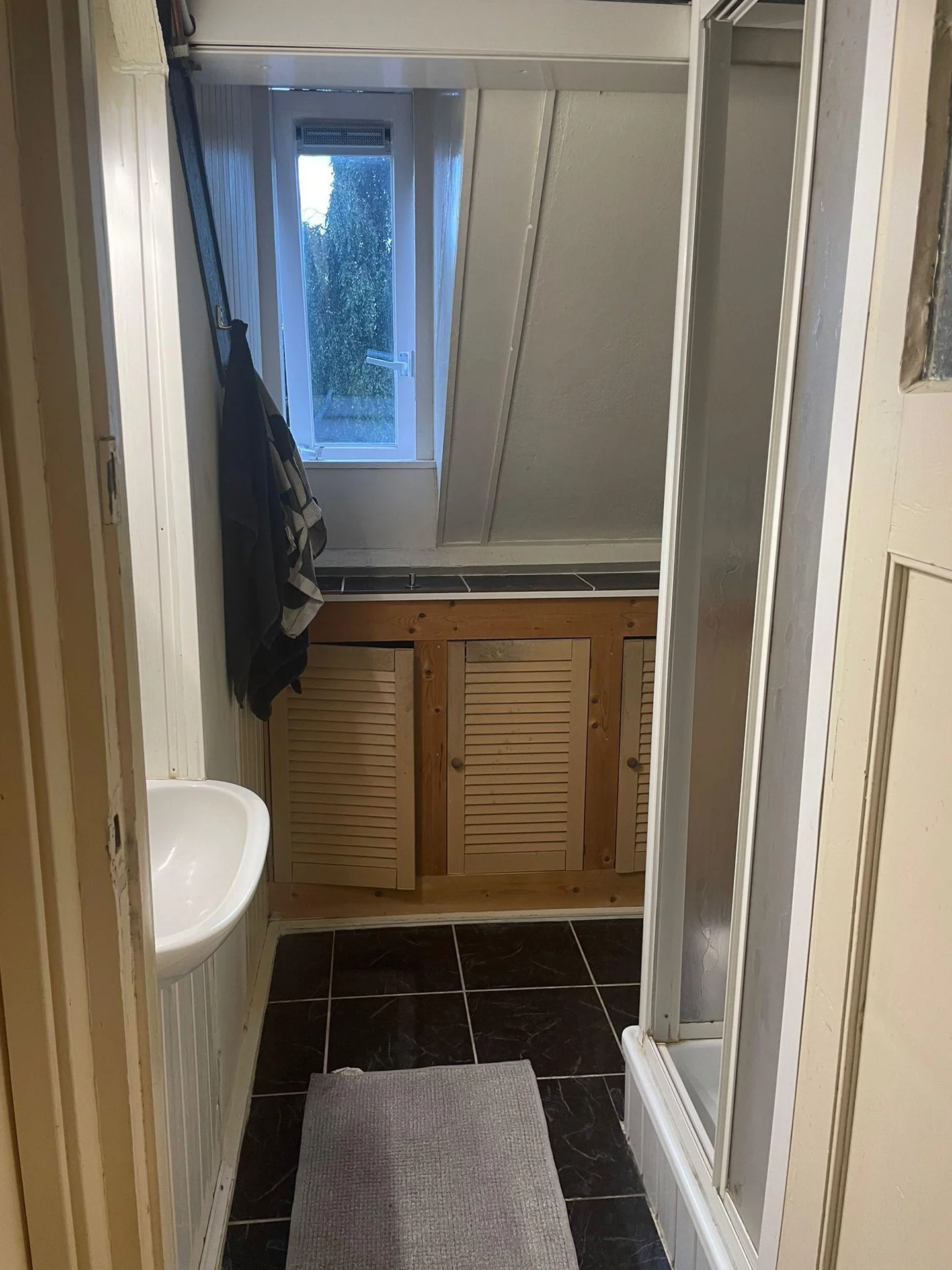 Foto van de Kamer gelegen aan de Stadhouderslaan in Groningen