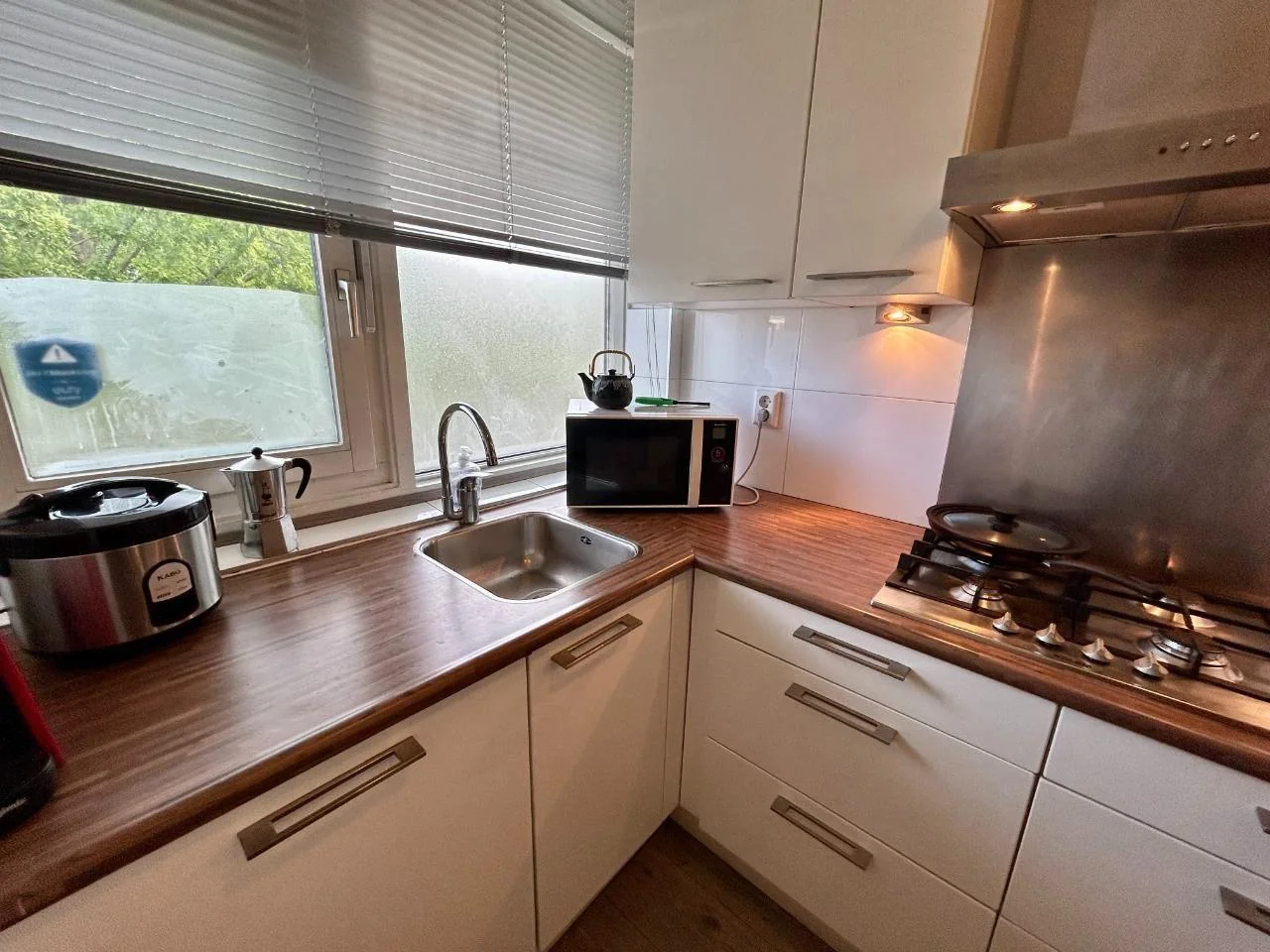 Foto van de Kamer gelegen aan de Arent Janszoon Ernststraat in Amsterdam