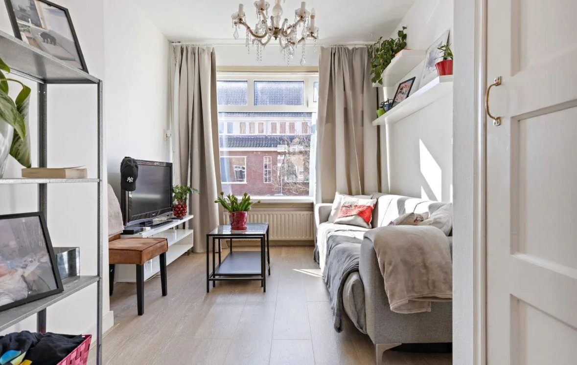 geblurde versie van de foto als achtergrond