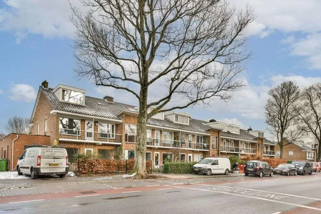 Foto van de Appartement gelegen aan de Mr. G. Groen van Prinstererlaan in Amstelveen