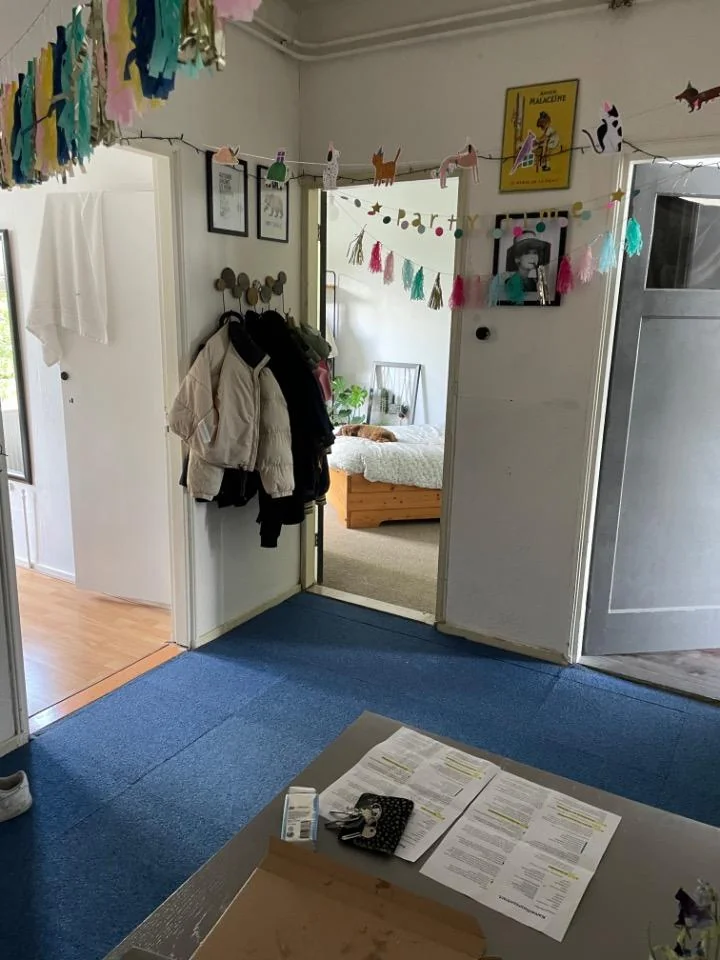 geblurde versie van de foto als achtergrond