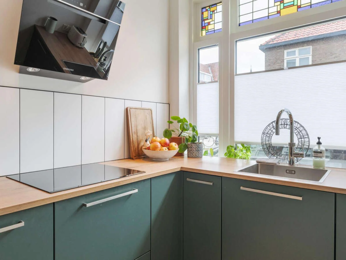 geblurde versie van de foto als achtergrond