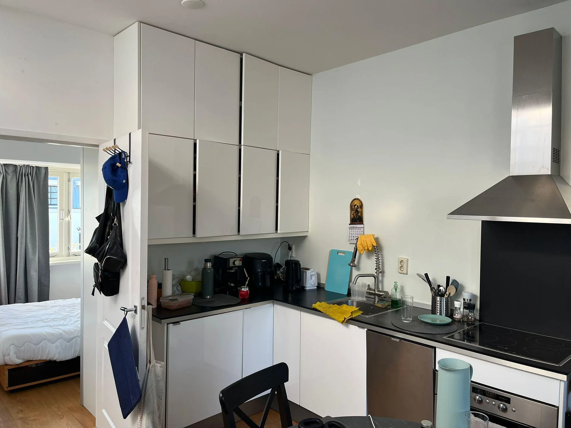 geblurde versie van de foto als achtergrond