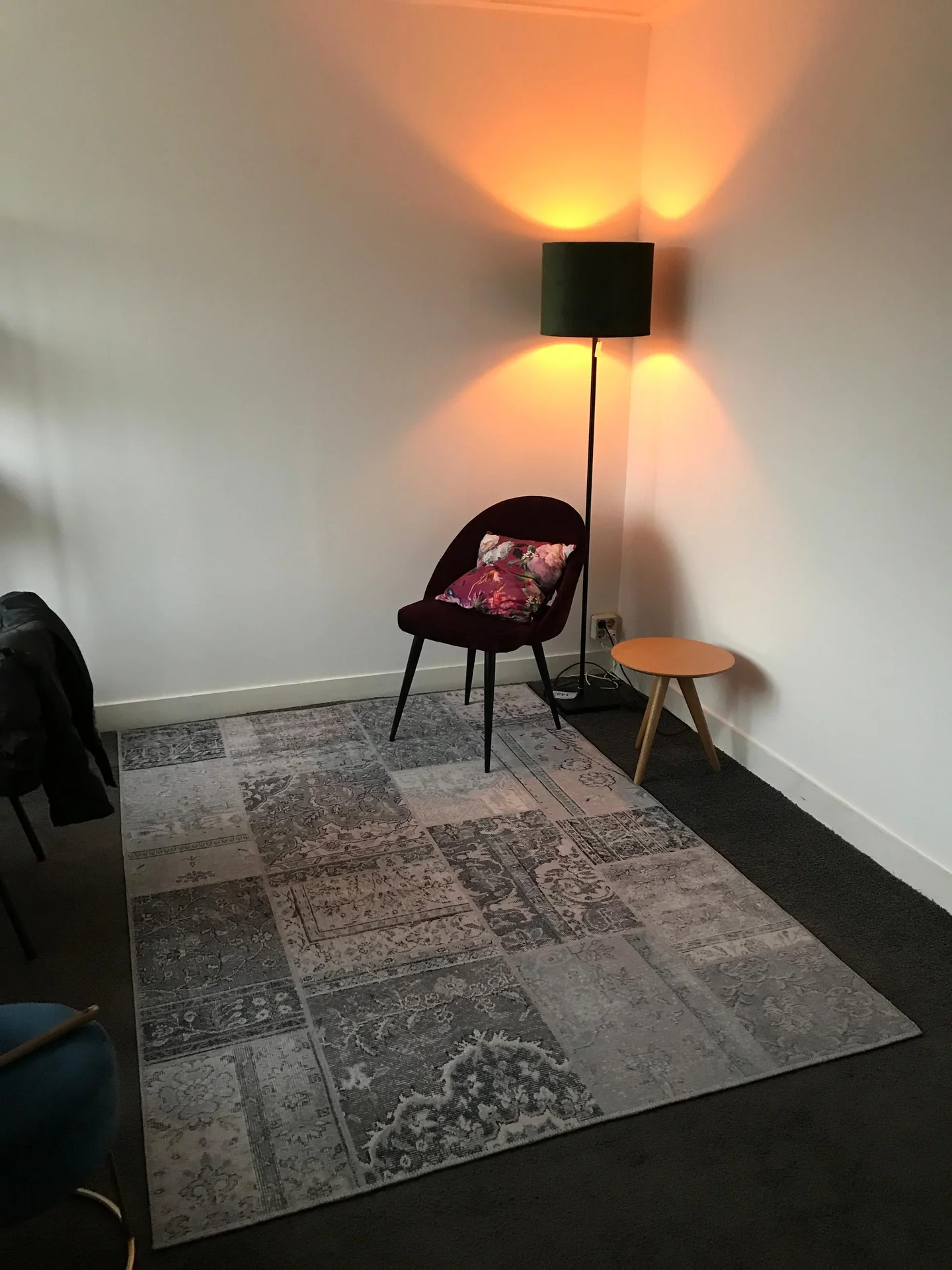 geblurde versie van de foto als achtergrond