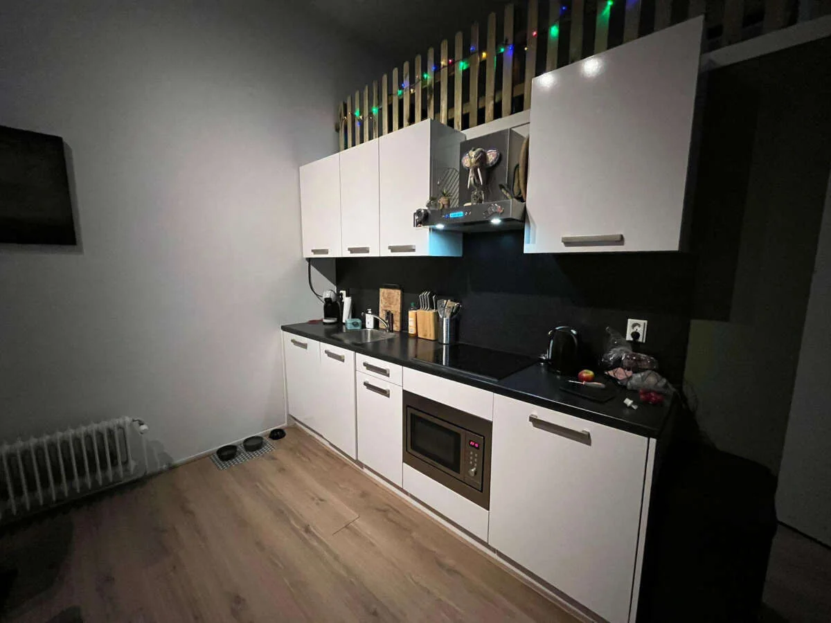 geblurde versie van de foto als achtergrond