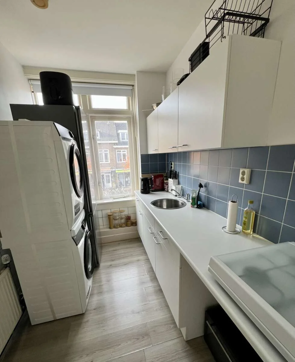 geblurde versie van de foto als achtergrond