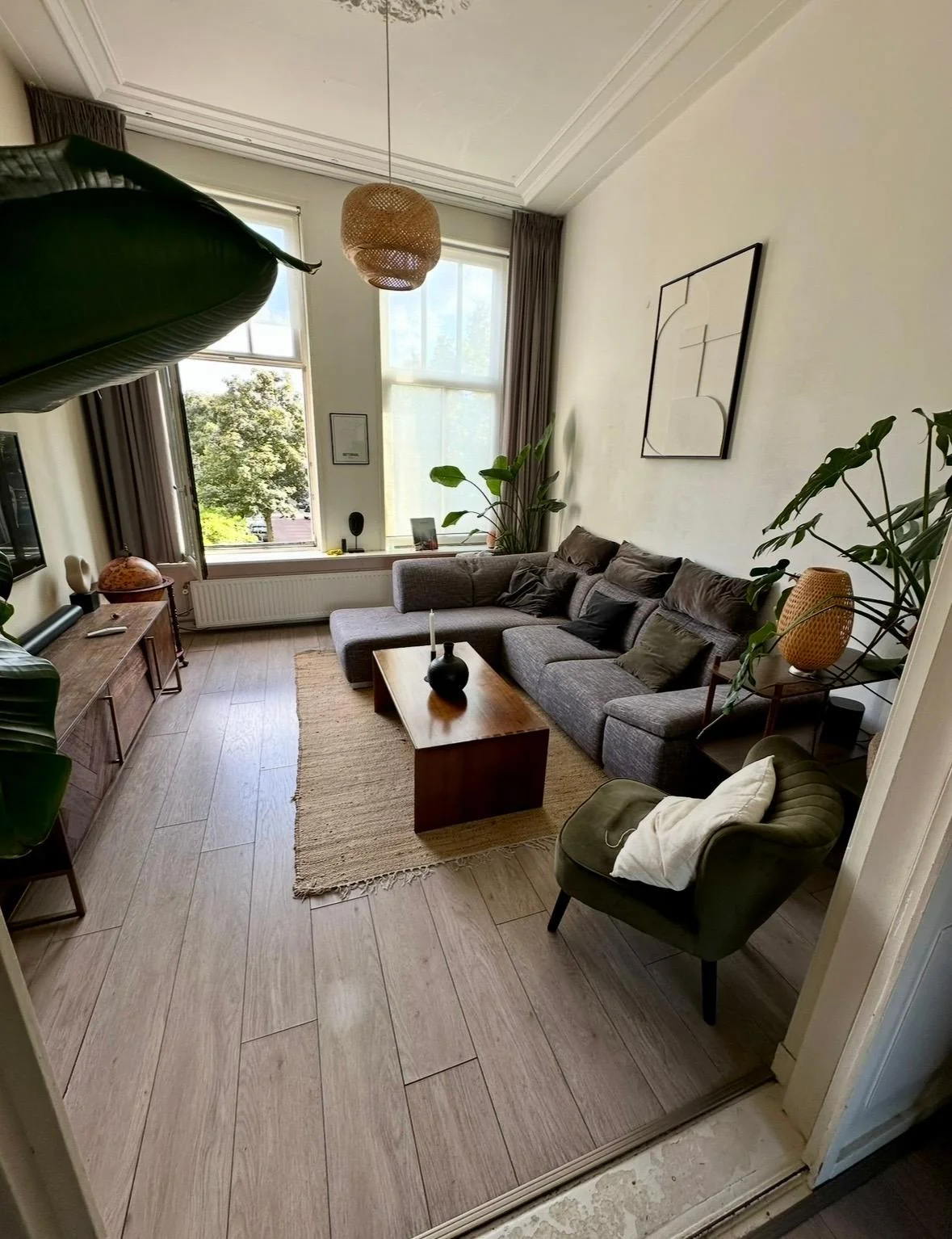 geblurde versie van de foto als achtergrond