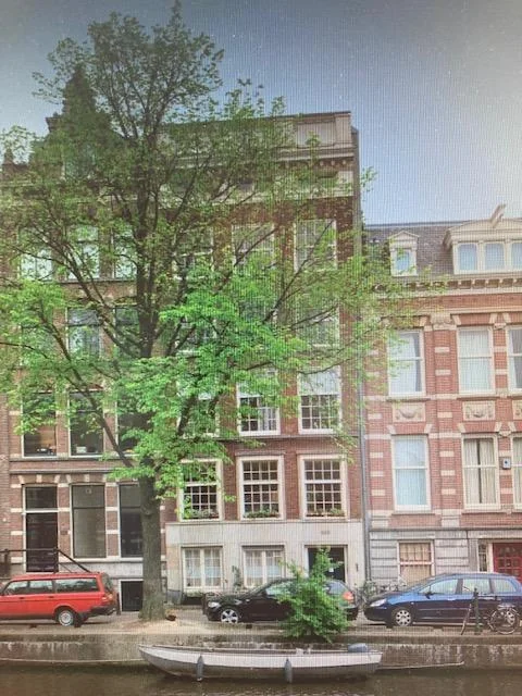 Foto van de Appartement gelegen aan de Oudezijds Voorburgwal in Amsterdam