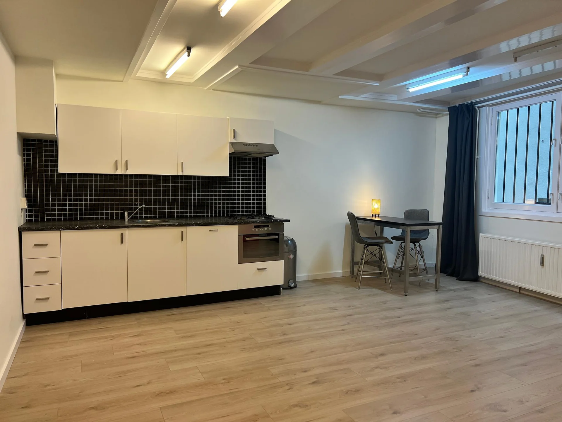 Foto van de Appartement gelegen aan de Oudezijds Voorburgwal in Amsterdam