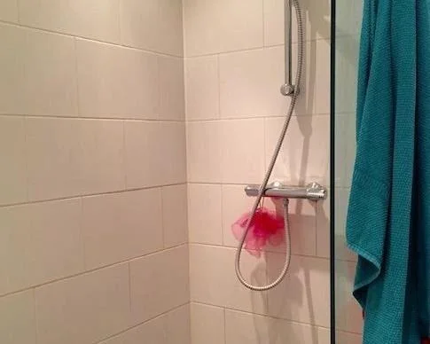 Foto van de Kamer gelegen aan de Prins Hendrikkade in Amsterdam