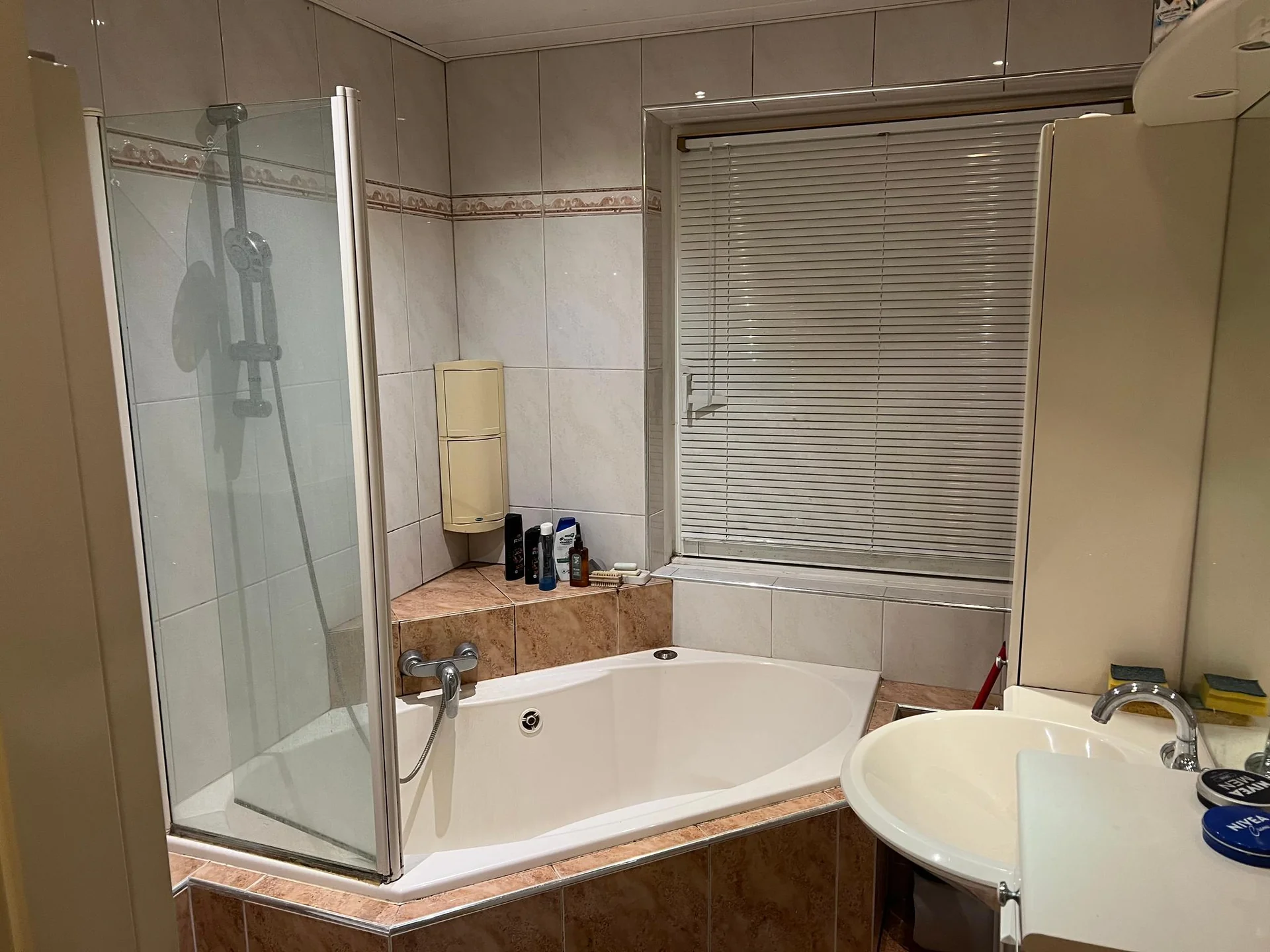 Foto van de Kamer gelegen aan de Sliedrechtstraat in Rotterdam