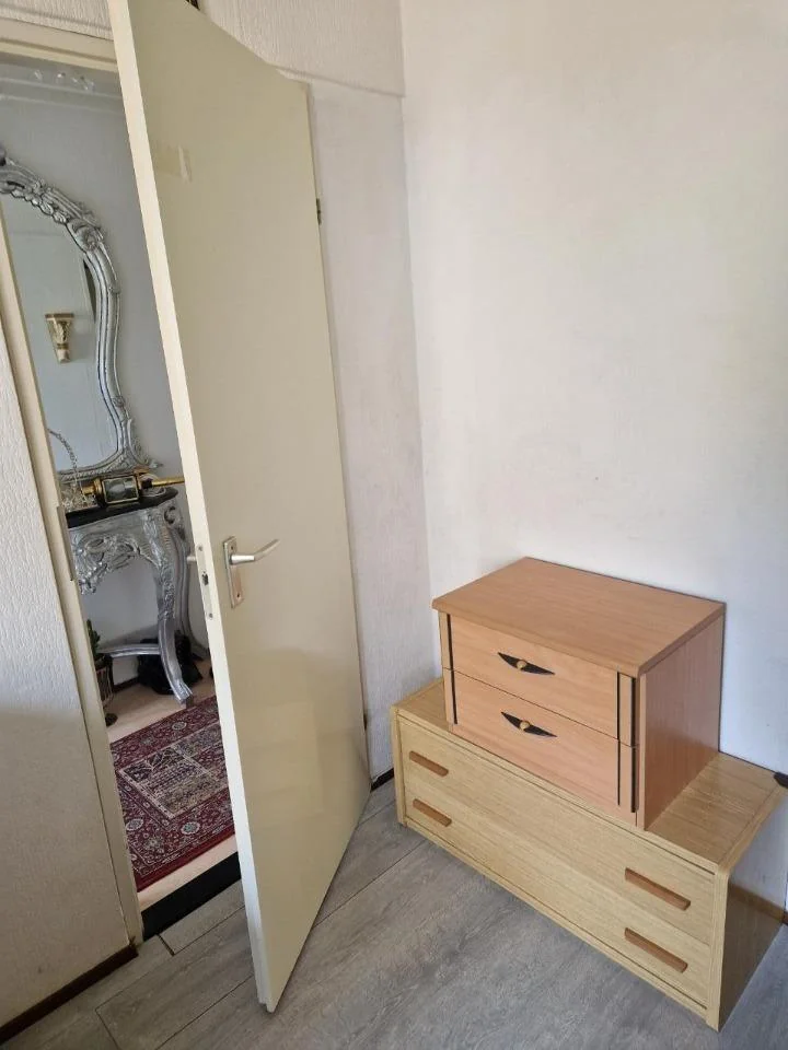 Foto van de Kamer gelegen aan de Overleg in Amsterdam