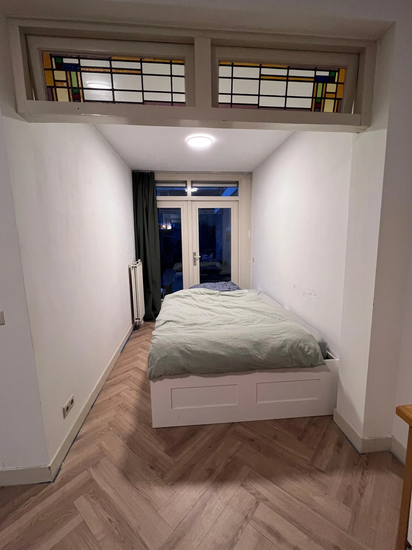 geblurde versie van de foto als achtergrond