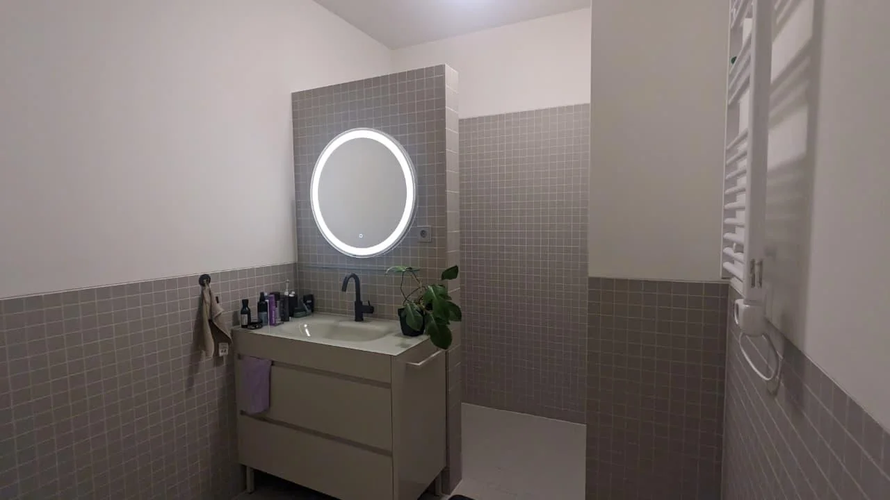 geblurde versie van de foto als achtergrond