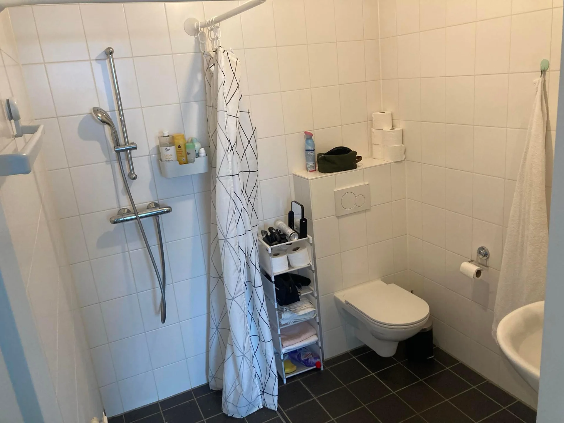 Foto van de Kamer gelegen aan de Brede Hilledijk in Rotterdam